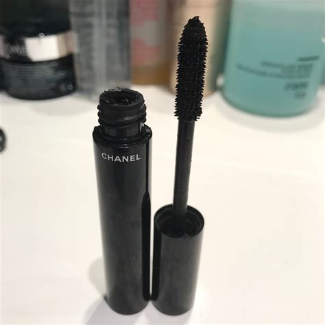 mascara chanel le volume|Chanel le volume mascara review.